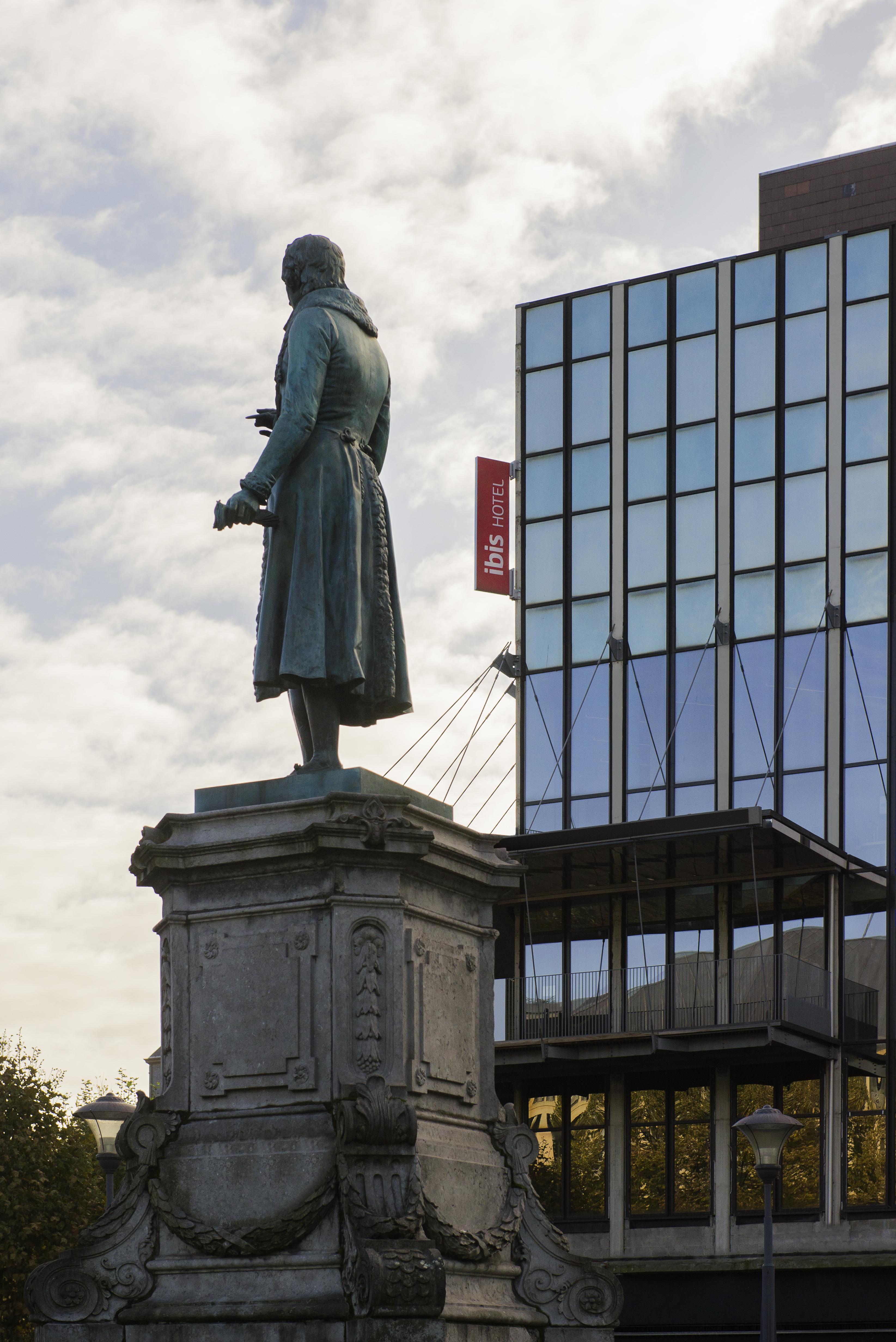 Ibis Liege Centre Opera Hotel Buitenkant foto